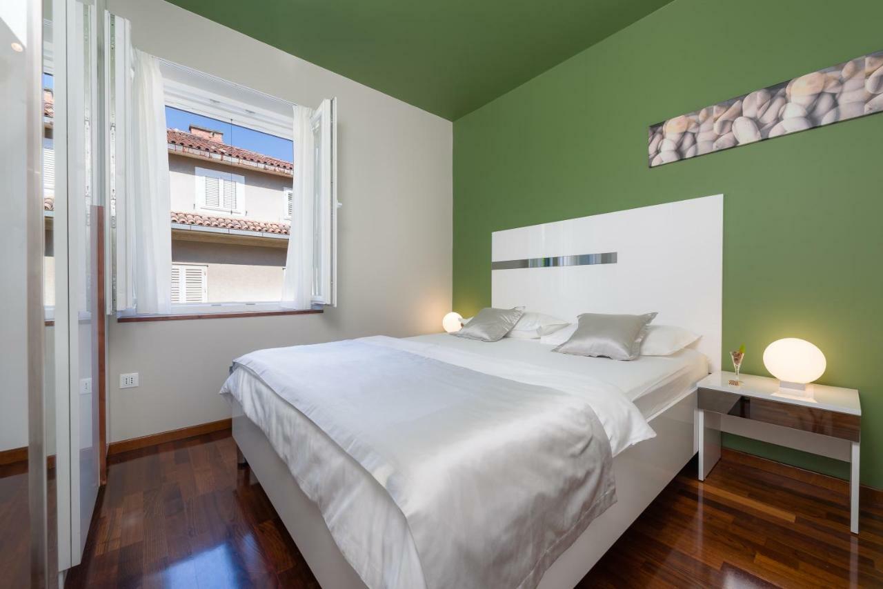 Luxury Rooms And Apartment Silente Bacvice Split Exterior foto
